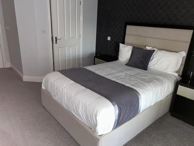 The Royal Hotel - Clacton On Sea Екстер'єр фото